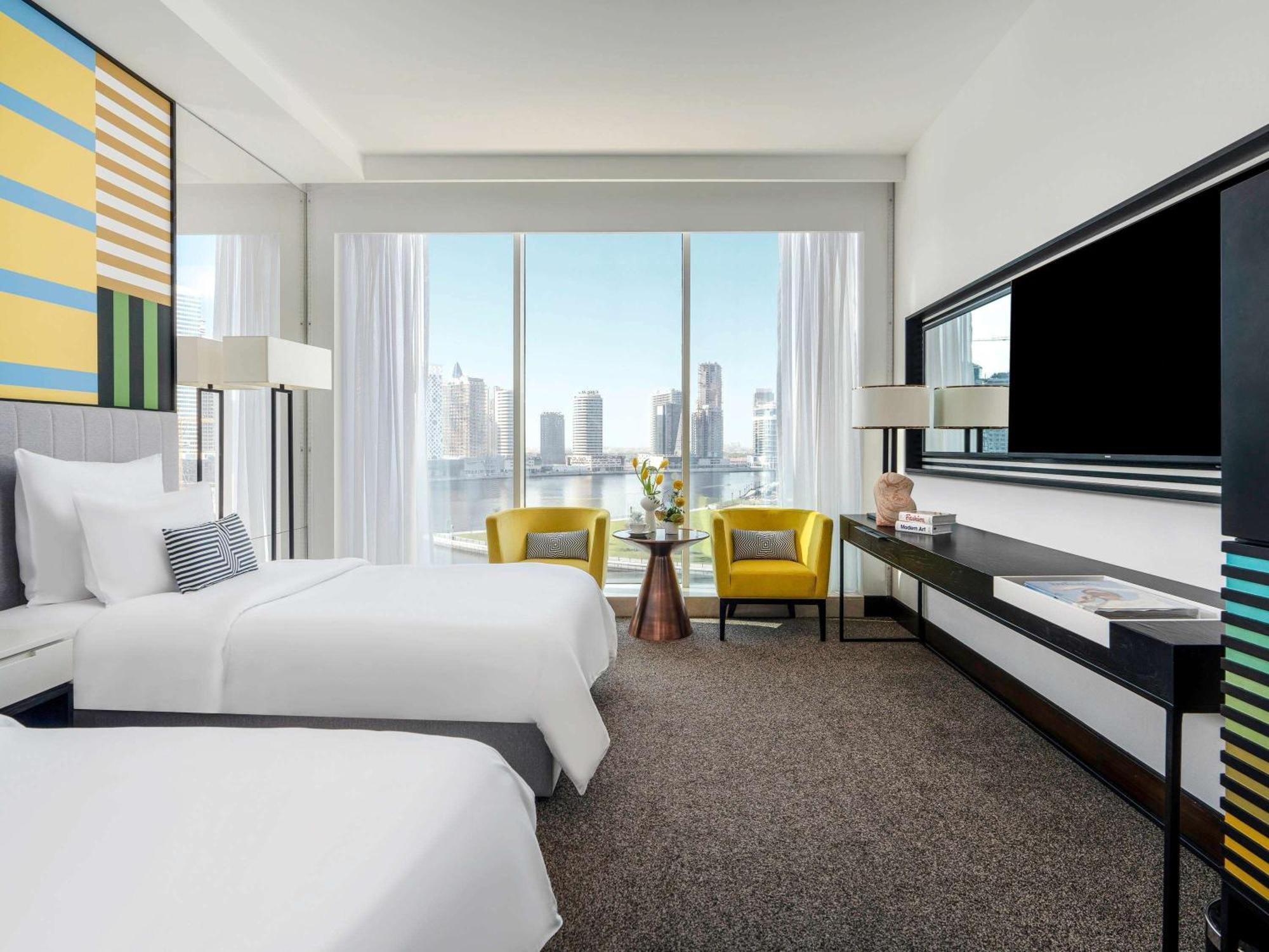 Pullman Downtown Готель 5*
