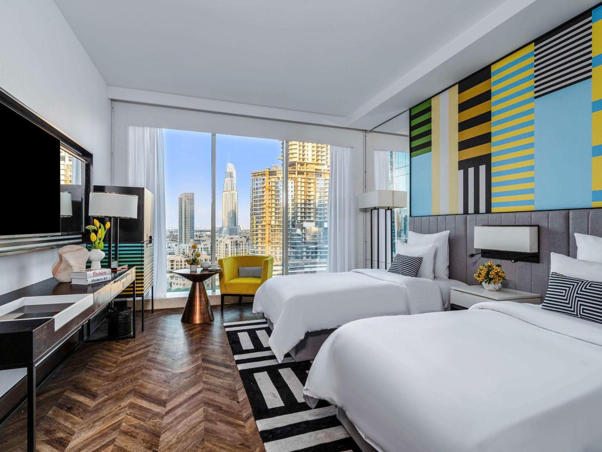 Pullman Downtown Готель 5*